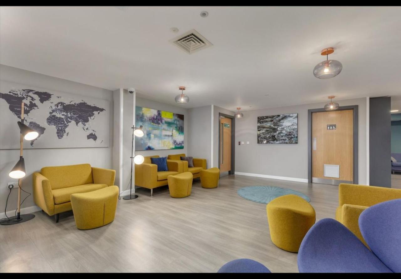 ホテル Joivy Affordable Edinburgh - Adults Only エクステリア 写真